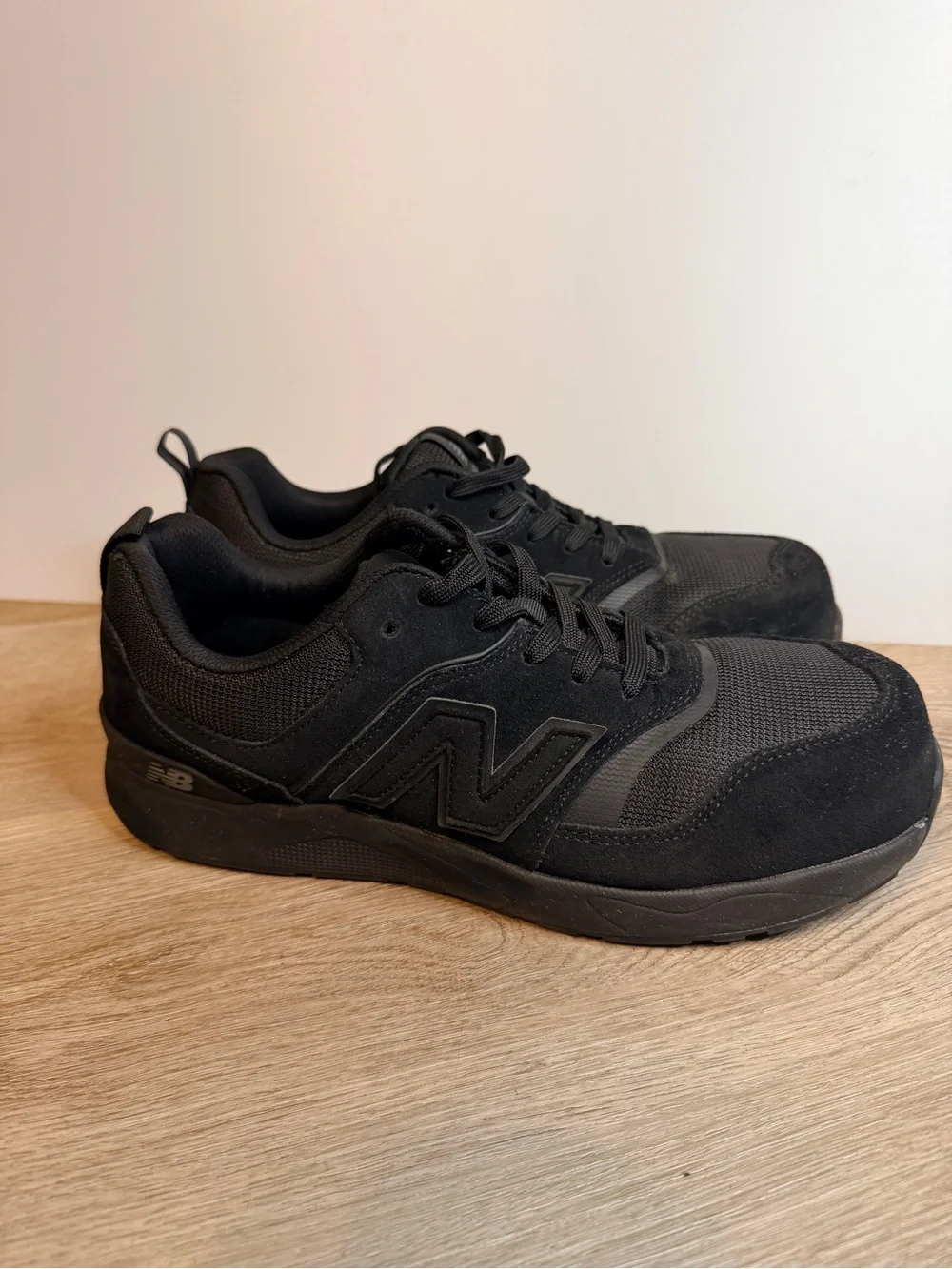 New Balance Men’s Composite Toe Work Shoe